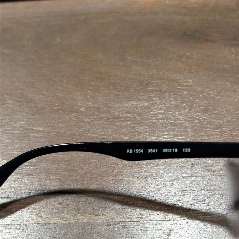 Ray-Ban Transparent Round Eyewear
